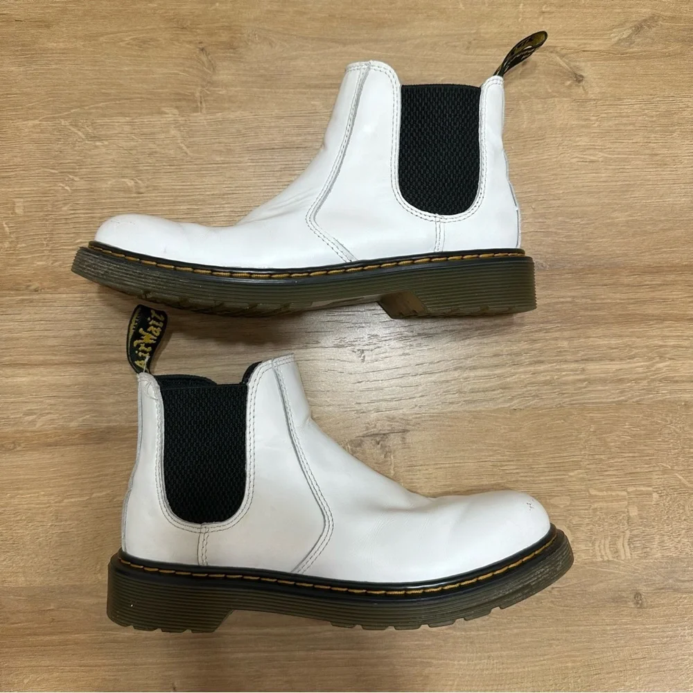 Dr Martens Quad Chelsea 2976J Size 4 White